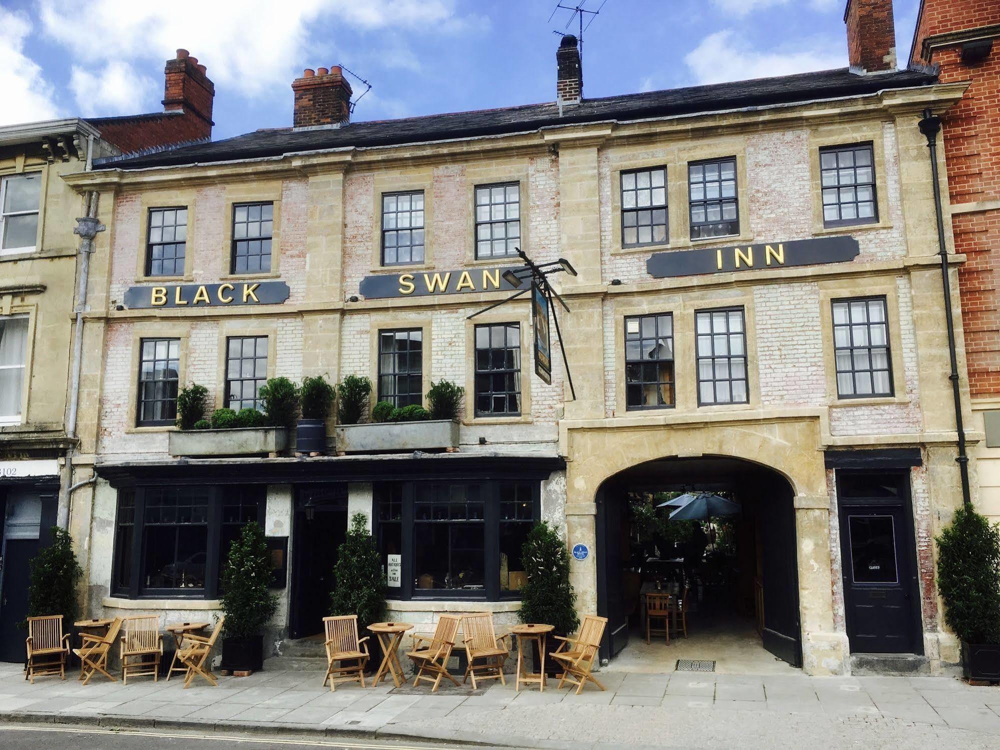 Black Swan Hotel Devizes Exterior foto